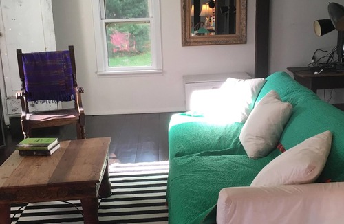 Swan Lake Other | Beautiful Catskills Farmhouse, Wood Burning Hot Tub! 3 Miles to Bethel Woods.