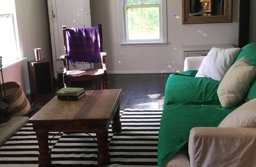 Swan Lake Other | Beautiful Catskills Farmhouse, Wood Burning Hot Tub! 3 Miles to Bethel Woods.