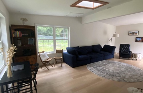 Kingston House | Beautiful Catskills Getaway