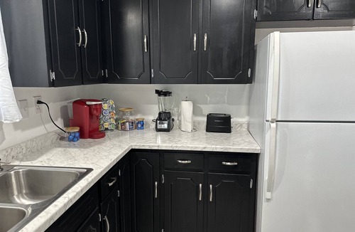 Brownstown House | Beautiful Centrally Located Home.