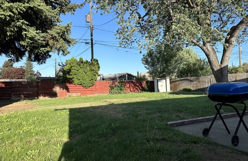 Brownstown House | Beautiful Centrally Located Home.