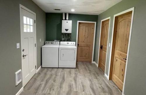 Lakeview House | Beautiful, Centrally located home. (Sleeps 8)