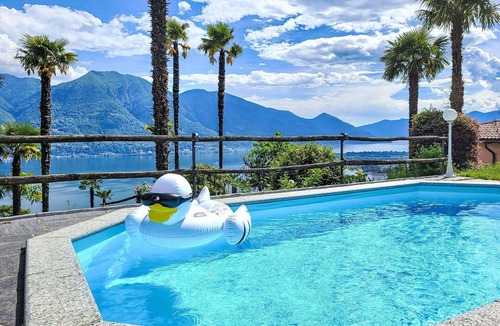 Brione sopra Minusio Villa | Beautiful private villa with WIFI, private pool, TV, patio, pets allowed and panoramic view