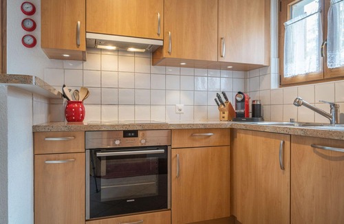 Chamoson House | Beautiful private villa for 4 people with WIFI, TV, terrace and parking