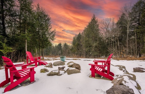 Jewett Ski Chalet | Beautiful Chalet, mins to Hunter/Windham slopes