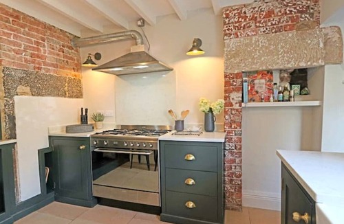 Milford Cottage | Beautiful Character Cottage