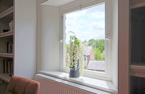 Milford Cottage | Beautiful Character Cottage