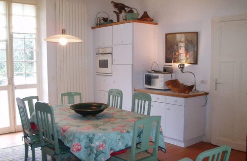 Villesiscle House | Beautiful character house