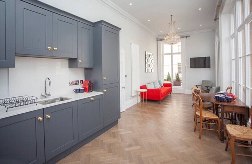 Bath City Centre Apartment | Beautiful City Centre Apartment (MSA)