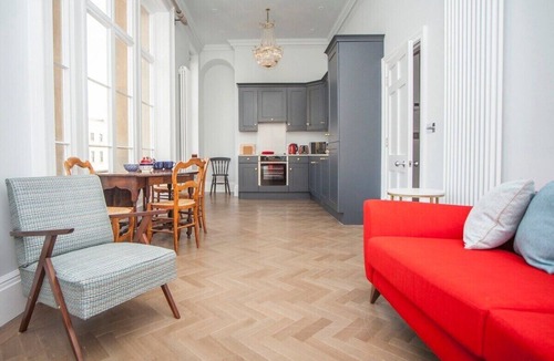 Bath City Centre Apartment | Beautiful City Centre Apartment (MSA)