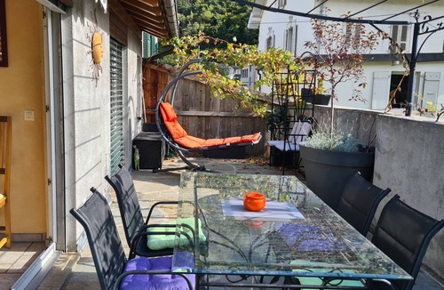 Martigny Apartment | Beautiful city duplex with large terrace and private park