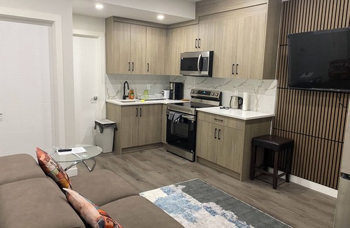 Airdrie House | Beautiful, Clean, and Cozy suite