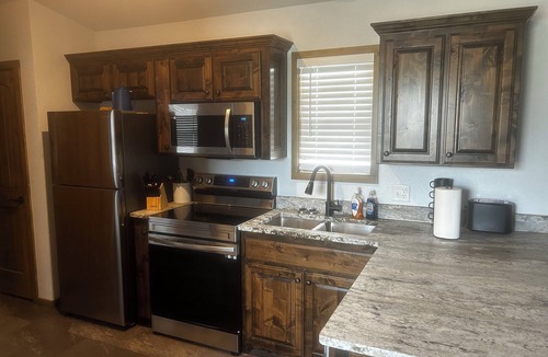 New Boston Cabin | Beautiful, clean & cozy White House Cabin #3 near New Boston Texas