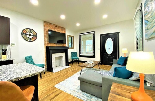 Old North Columbus Condo | Beautiful Clean Fully Renovated Home near OSU