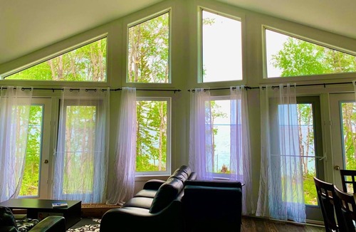 The Pas House | Beautiful Clearwater Lake Lakeview Home The Pas, MB