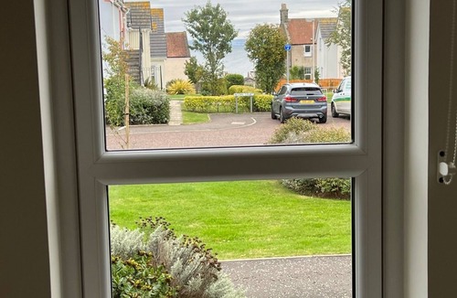 Kilrenny Apartment | Beautiful coastal apartment