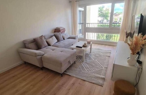 Livry-Gargan Apartment | Beautiful, cocooning apartment. Near Paris/C.D.G