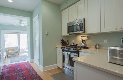 Columbia Heights House | Beautiful & Comfortable Historic Row House. Solar Powered!