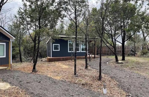 Weatherford Cabin | Beautiful comfy romantic cabin with great sunset views