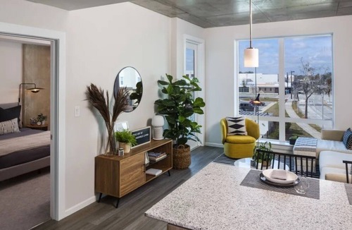 Callahan Apartment | BEAUTIFUL CONDO DOWNTOWN