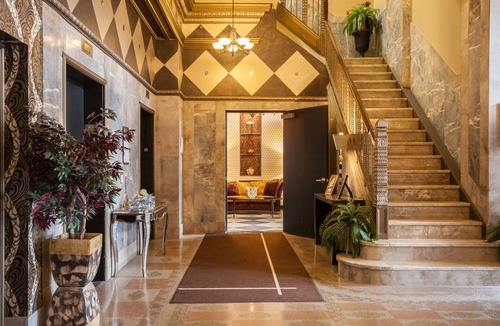 Downtown Niagara Falls Condo | Beautiful condo overlooking Niagara Falls state park