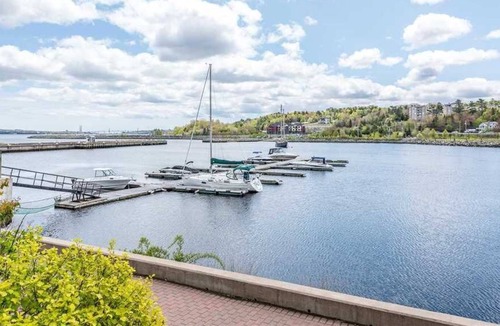 Bedford Condo | Beautiful condo on Bedford Basin