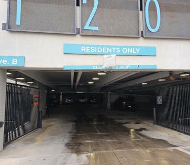 Downtown San Antonio Apartment | Beautiful Condo on Riverwalk w King Ste Free Parking Pet friendly centrally Located on the Riverwalk