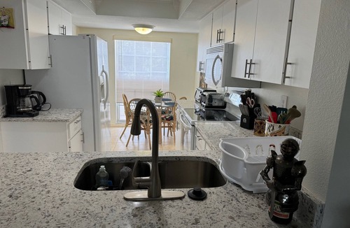 The Meadows Condo | Beautiful condo with golf view in the Meadows Golf Club.