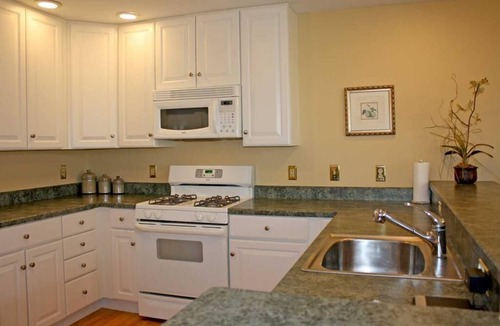 Proctorsville Condo | Beautiful Condominium at Castle Hill Resort, 10 Minutes from Okemo Ski Resort