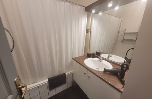 Pont des Demoiselles-Montaudran-La Terrasse Apartment | Beautiful contemporary apartment close to amenities