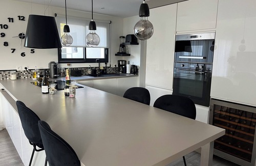 Lattes House | Beautiful contemporary house for 8 people