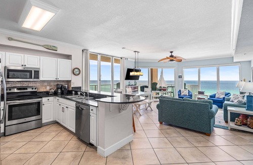 Panama City Beach Resort | Beautiful corner views! 6th floor ~ Book Spring/Summer Now!
