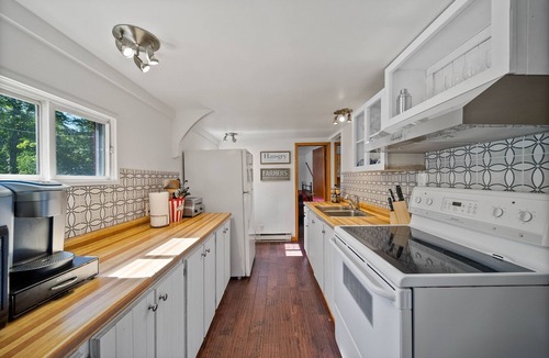 Echo Bay Cottage | Beautiful Cottage on Lake Superior with Incredible Sunsets