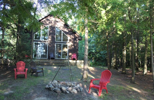 Fife Lake Cottage | Beautiful Cottage in a Quiet Setting