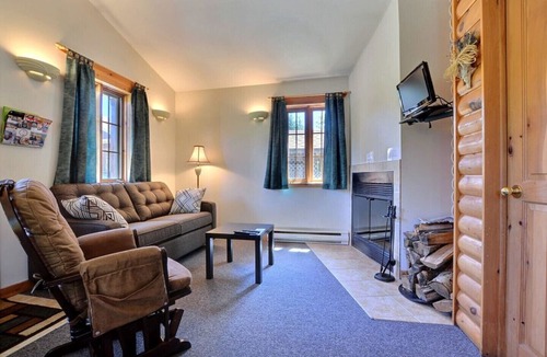 Val David Villa | Beautiful cottage in Val-David - Log house #6