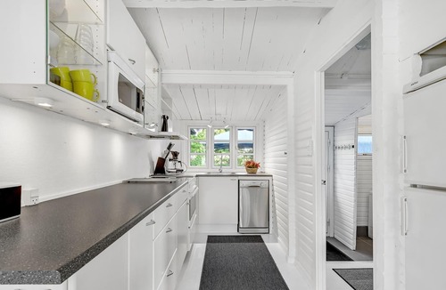 Hejsager Strand House | Beautiful cottage in the countryside and near the beach