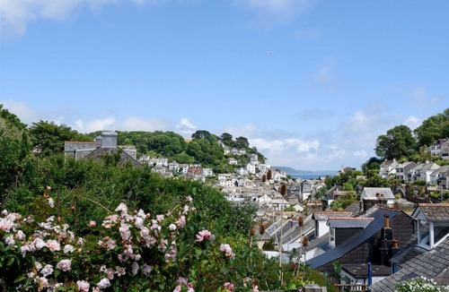 West Looe House | Beautiful Cottage in West Looe with parking