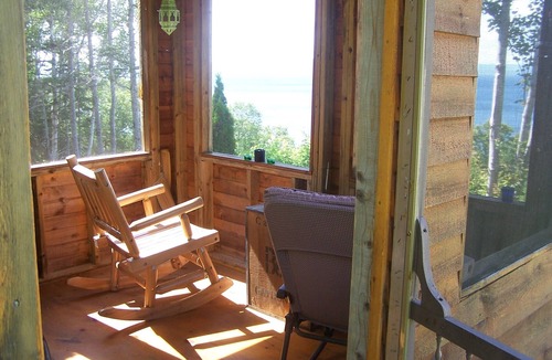 Boularderie Cottage | Beautiful Cottage Overlooking the Bras D'or Lakes