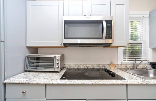 Lilburn Cottage | Beautiful Cottage - Pet Friendly