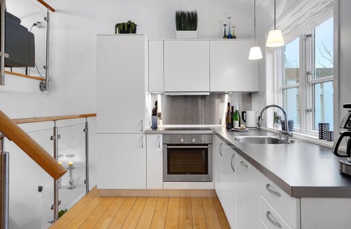 Øer Strand House | Beautiful cottage right on the water.