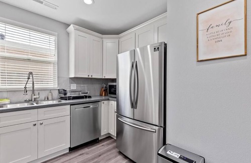 Mountain View House | Beautiful Cottage in Mountain View