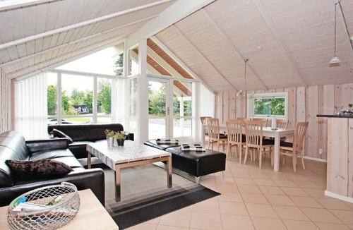 Atterup House | Beautiful cottage with kitchen and living area in one room.