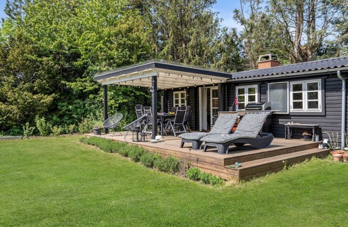Holbaek House | Beautiful cottage with soul and charm on Tuse Næs.