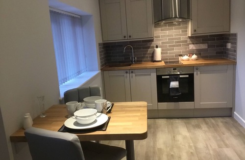 Compton Martin Apartment | Beautiful Countryside self contained 1 bed Annexe. 5* reviews. Min 2 night stay