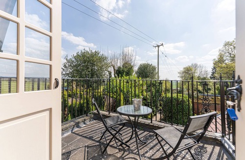 Pattingham Cottage | Beautiful Country Cottage