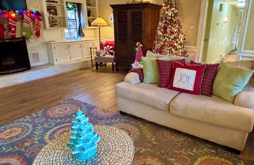 Bellville House | Beautiful country home escape for a Country Christmas in Bellville, TX