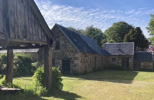 Lannion House | Beautiful country house 5 minutes from the beaches of Perros-Guirrec, ideal for families