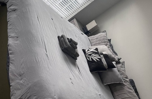 Northlake Apartment | Beautiful couples getaway w/ private chef