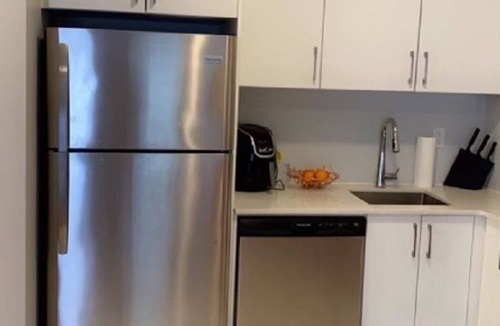 Etobicoke Condo | Beautiful cozy 1 bedroom condo in the heart of Toronto