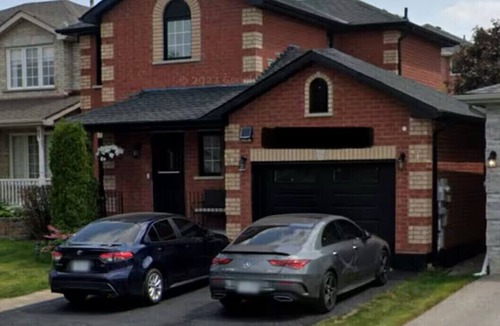 Barrie House | Beautiful, cozy and peaceful 2-bedroom and 1.5 bath home in Barrie